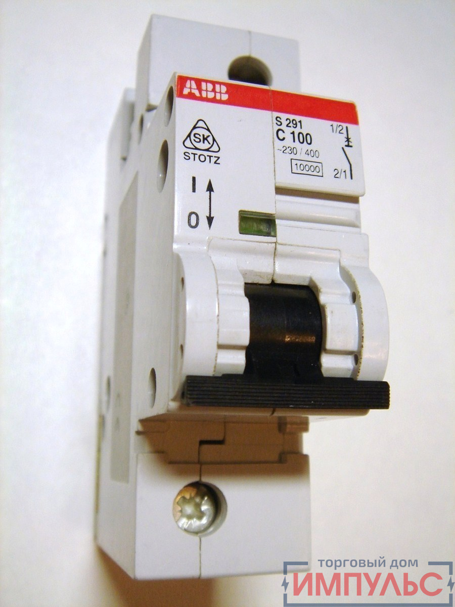 S291 C100  Термомагнитный 1 полю-сный автомат на 100A 10kA GHS2912001R0824