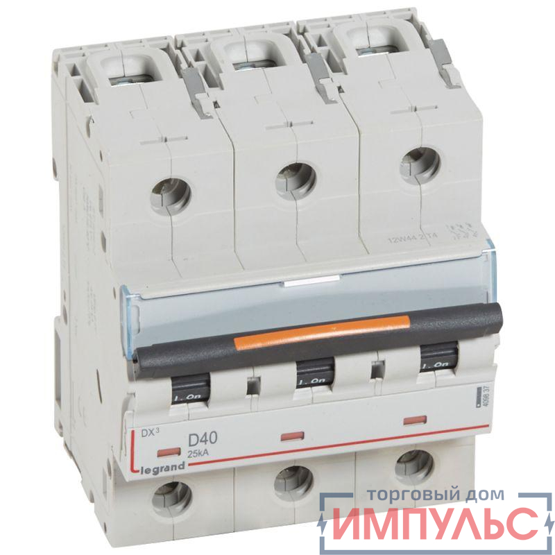 Выключатель автоматический модульный 3п D 40А 25кА DX3 4.5мод. 400В Leg 409837
